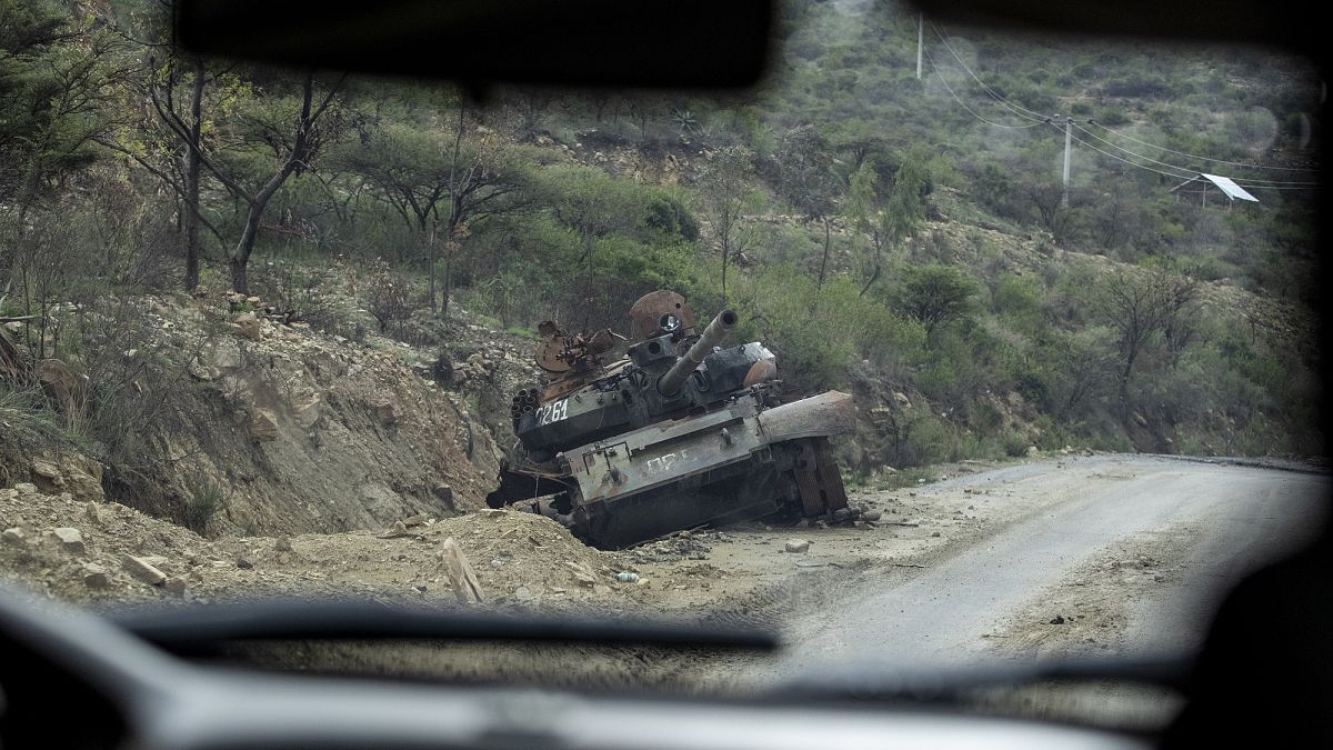 دبابة مدمرة في إقليم تيغراي 