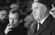 Václav Havel egykori disszidens (b) és Ladislav Adamec az utolsó csehszlovák miniszterelnök (j) 1986. november 26-án