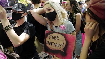 Britney-Fans vor dem Gericht