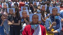Manifestation à Ramallah le 24 juin, après la mort du militant Nizar Banat.