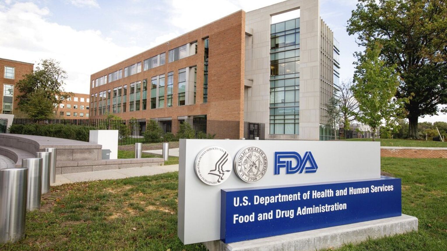 مقر إدارة الغذاء والدواء الأمريكية (FDA) في سيلفر سبرينج، ماريلاند، الأربعاء 17 يونيو 2020 