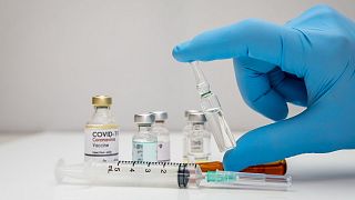 آیا امکان تزریق دو واکسن متفاوت وجود دارد؟