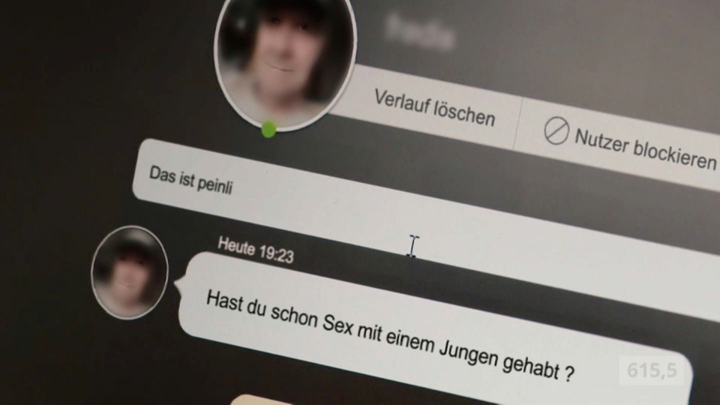 Award-winning Czech documentary film highlights the scale of online grooming Euronews