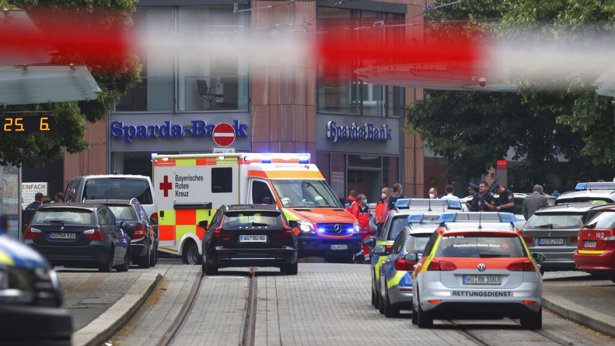 Almanya'nın Würzburg kasabasında bıçaklı saldırı: 3 kişi öldü, 6 yaralı var
