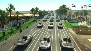 صورة دبابات من العرض العسكري للحشد الشعبي في العراق
