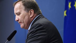 El primer ministro sueco durante la rueda de prensa en la que presenta su dimisión