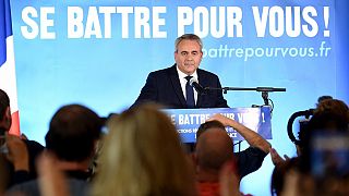 Francia, dopo le regionali la destra si ricompatta per sfidare Macron