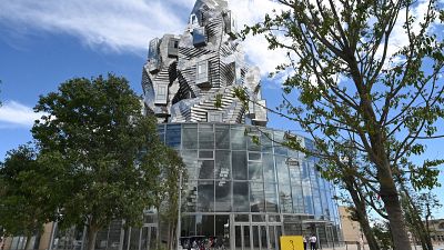 Arles, nasce un campus per artisti con una torre di Frank Gehry