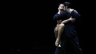 Танец страсти: без зрителей и без партнёров 