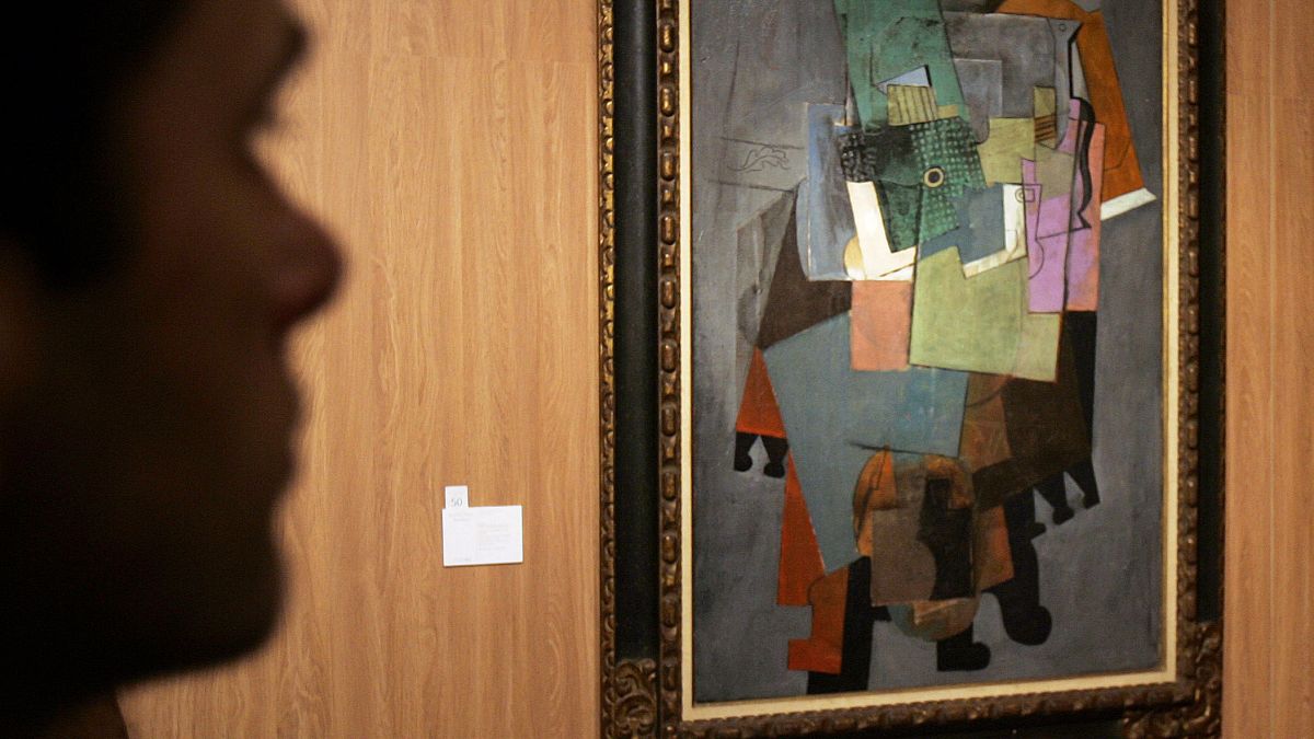 لوحة فنية للرسام بيكاسو معروضة في القصر الكبير في باريس. 2009/02/21 