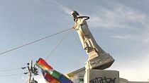 سرنگونی مجسمه کریستف کلمب در کشوری که نامش را از کاشف آمریکا وام گرفته است