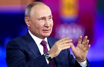Putin revela ter recebido Sputnik V