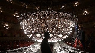 The Teatro Colón in Buenos Aires prepares its chandelier for its reopening