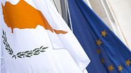 Οι σημαίες της Κύπρου και της ΕΕ