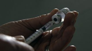 DSÖ'den seyahat yasağını kaldıran ülkelere Çin aşılarını tanıma çağrısı