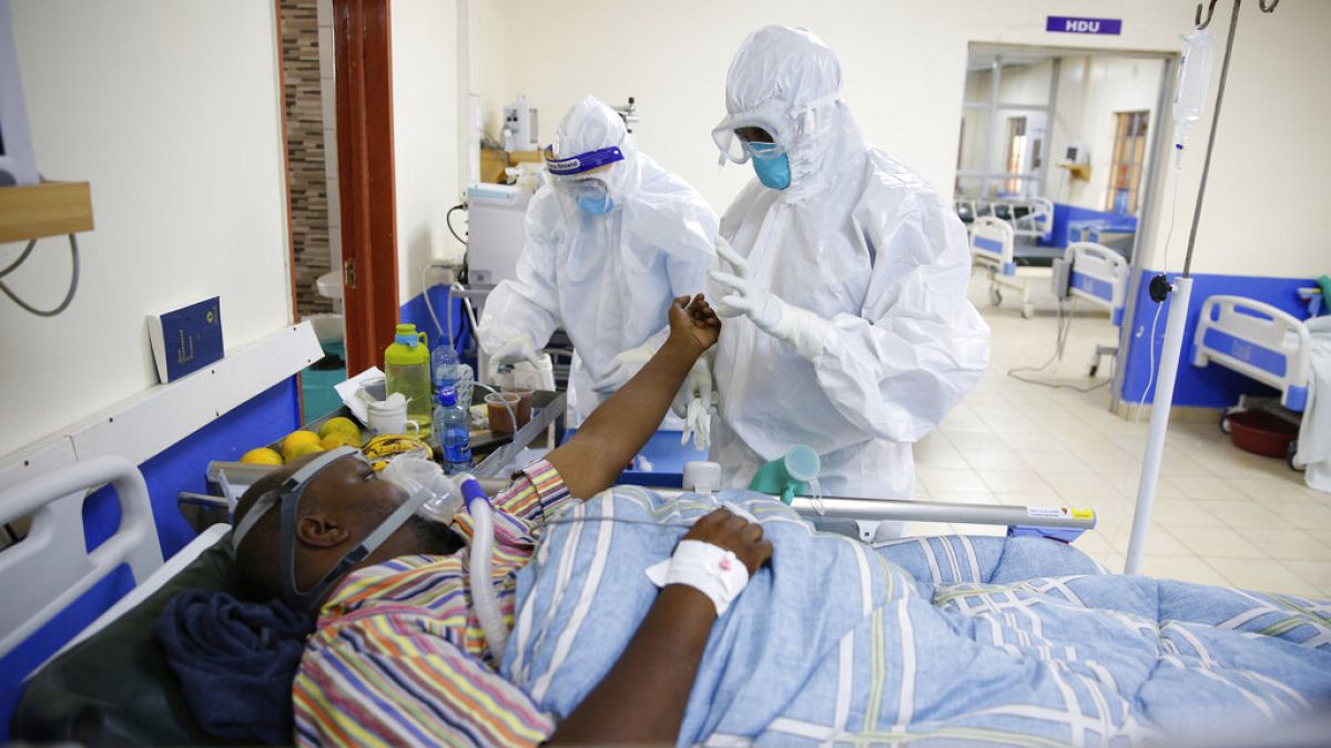 Patient Covid-19 soigné dans un hôpital à Machakos (Kenya), le 17/06/2021