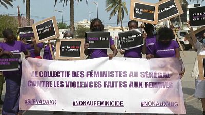 Au Sénégal, des féministes manifestent à visage découvert pour dénoncer "la culture du viol"