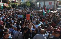 Filistinli göstericiler Abbas'ı protesto etti