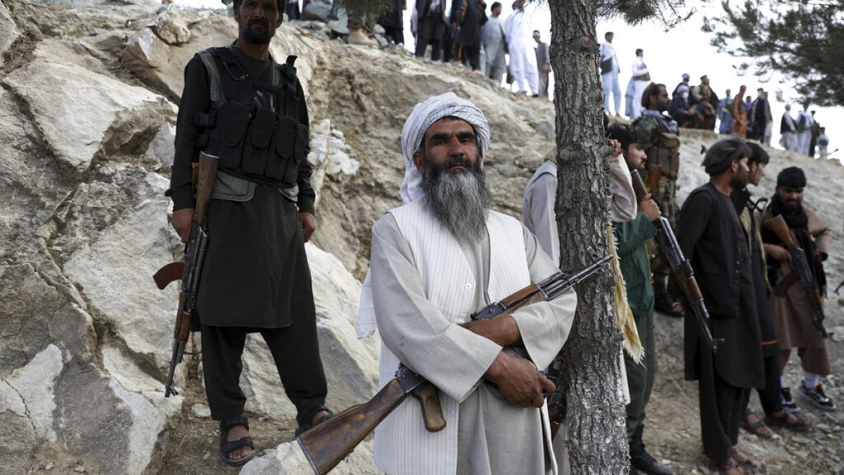 Taliban milisleri ABD ordusunun çekilmesi sonrası Afganistan genelinde hızla kontrolü ele geçiriyor.