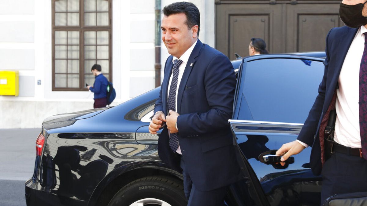 Ο πρωθυπουργός της Βόρειας Μακεδονίας Ζόραν Ζάεφ κατά την επίσκεψή του στην Αυστρία