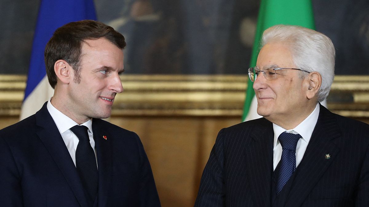 Sergio Mattarella et Emmanuel Macron lors du sommet de Naples le 27 février 2020