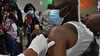 Côte d'Ivoire : des unités de vaccination sur les marchés d'Abidjan