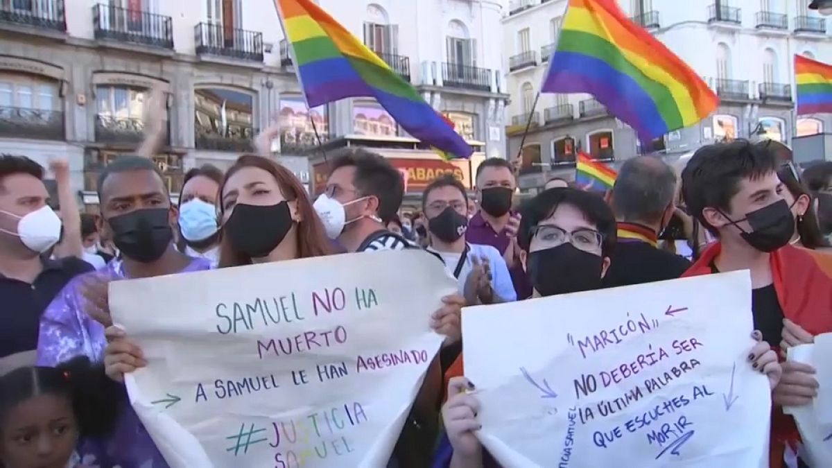 احتجاجات في إسبانيا عقب جريمة قتل رجل مثلي بطريقة شنيعة