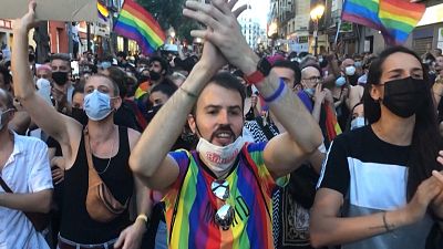 تصاویری از تظاهرات علیه همجنسگراستیزی در مادرید پس از قتل جوان ۲۴ ساله