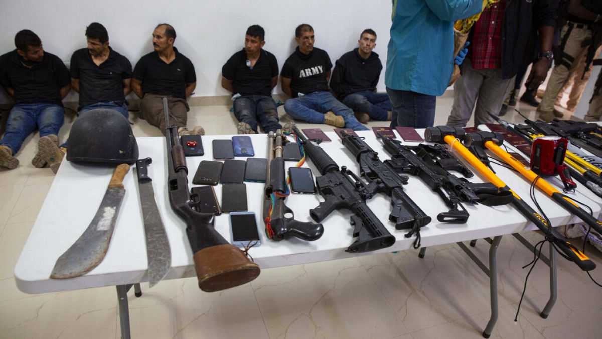 Moise suikastiyle ilgili operasyonda 15 Kolombiyalı ile 2 Amerikalı gözaltına alındı