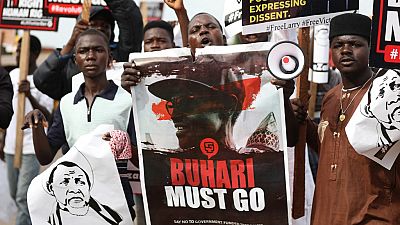 Nigeria : cinq jeunes arrêtés pour le port d'un tee-shirt anti-Buhari