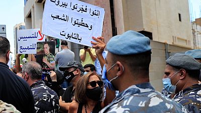 جانب من المظاهرات عند مقر إقامة رئيس مجلس النواب اللبناني نبيه بري