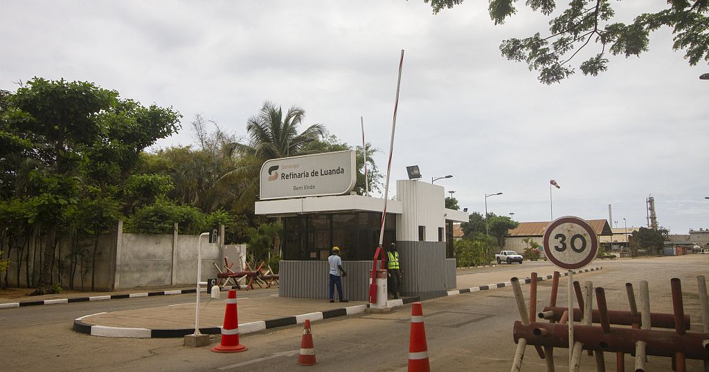 Angola seeks investors for 200,000 bpd Lobito refinery