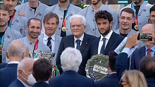 Die Squadra Azzura bei Präsident Matarella. Rechts von ihm Wimbledon-Vizechampion Matteo Berrettini 