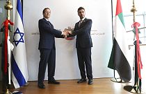 امارات سفارت خود را در اسرائیل افتتاح کرد
