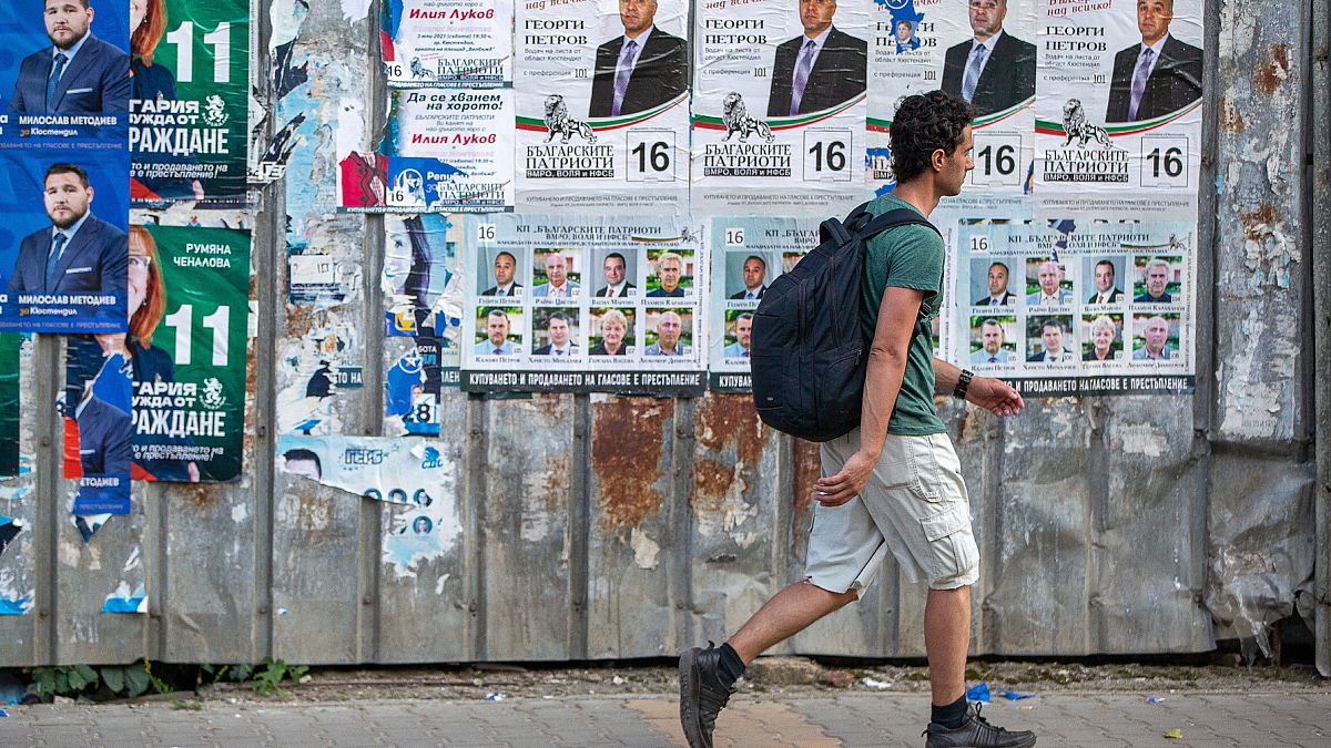Los bulgaron han votados dos veces en las mismas elecciones en menos de tres meses, la falta de mayoría en el Parlamento dificulta la formación de un nuevo gobierno.