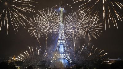 No comment: tűzijáték Párizsban