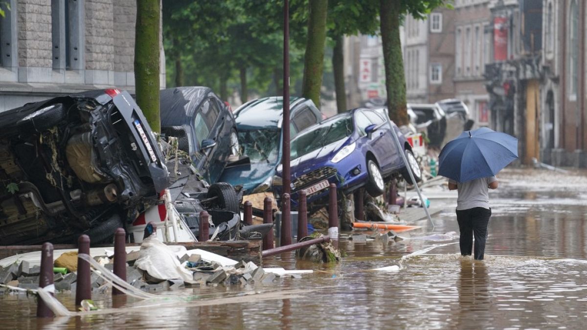 Mau tempo e inundações na Bélgica provocam 20 mortes