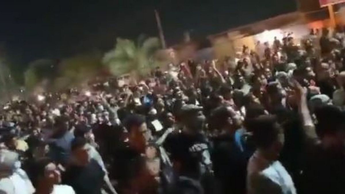 تظاهرات علیه سو مدیریت و بی‌آبی در استان خوزستان