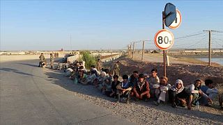 Türkiye'de yakalanan Afgan mülteciler