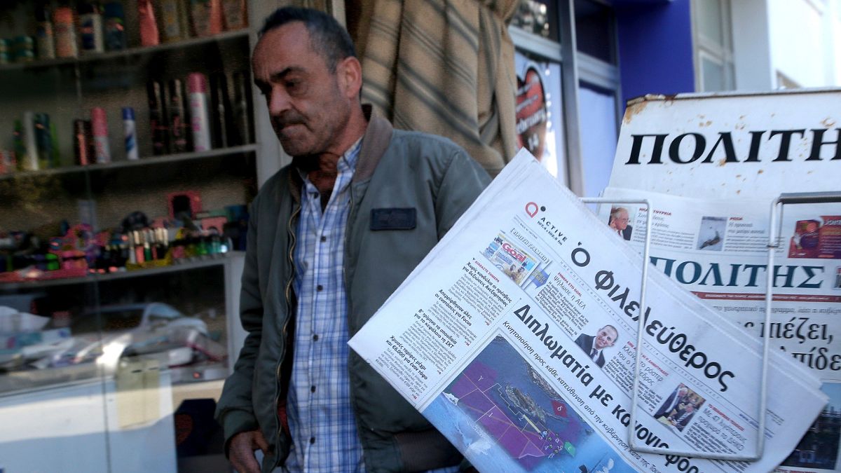 Güney Kıbrıs'ta bir gazete bayii