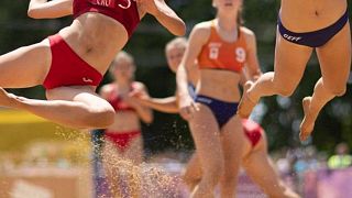 Uniform regulations are defined by the International Handball Federation.