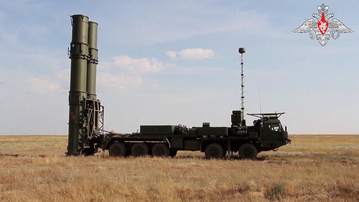 Rus S-500 füze savunma sistemi 