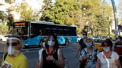 Türkiye'de 8 bin 780 kişinin Covid-19 testi pozitif çıktı, 46 kişi yaşamını yitirdi