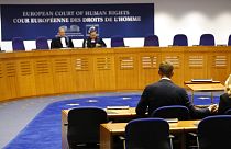 Avrupa İnsan Hakları Mahkemesi'nde görülen bir davadan bir kare.
