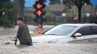 فيضانات في مدينة تشنغتشو وسط الصين