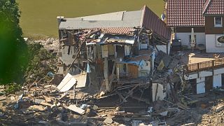 A house is completely torn open after the flood in Marienthal, Germany.