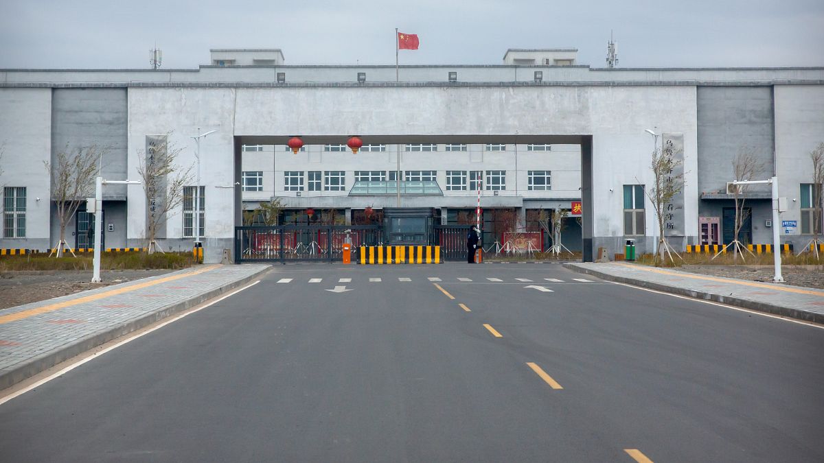 Doğu Türkistan'ın başkenti Urumçi'deki Dabancheng 3 Nolu Gözaltı Merkezi 