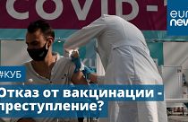 Вакцинация "Спутником V" в московском прививочном центре в Гостином дворе, 12 июля 2021 г.