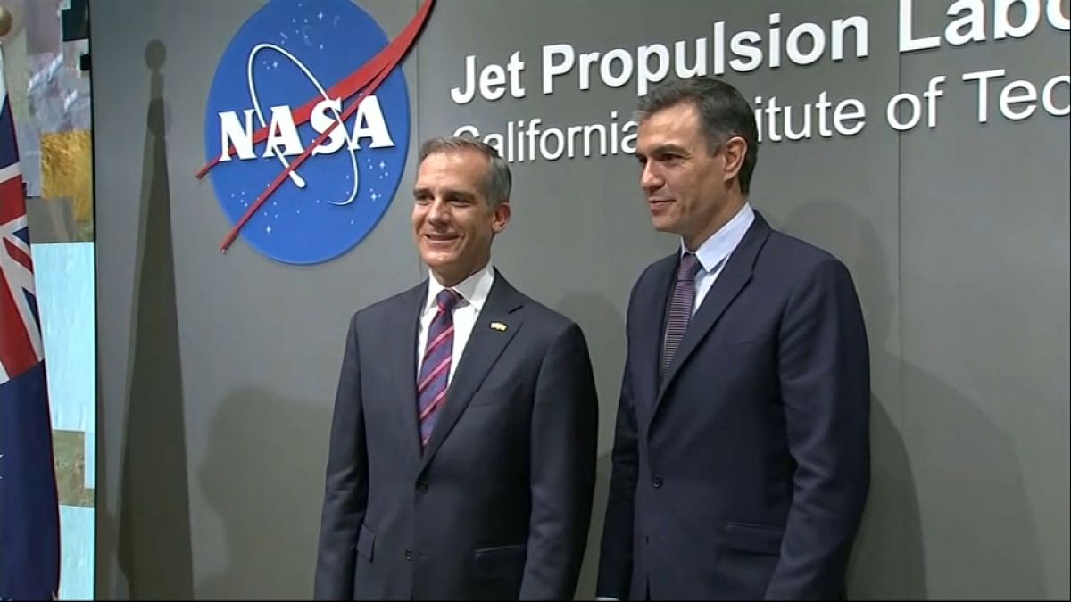 El presidente del Gobierno español, Pedro Sánchez, junto al alcalde de Los Ángeles, Eric Garcetti
