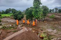 Folgen der Überschwemmungen und Erdrutsche im Bezirk Raigad in Maharashtra